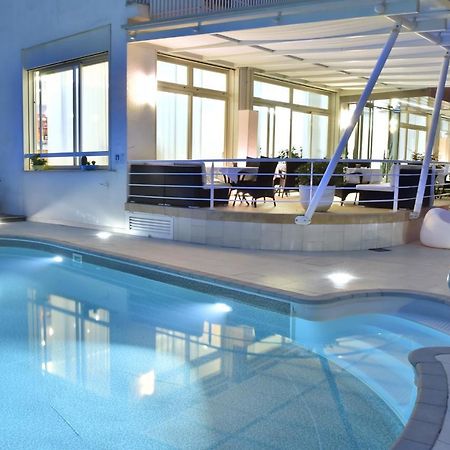 Hotel Meuble Nazionale Линьяно-Саббьядоро Экстерьер фото