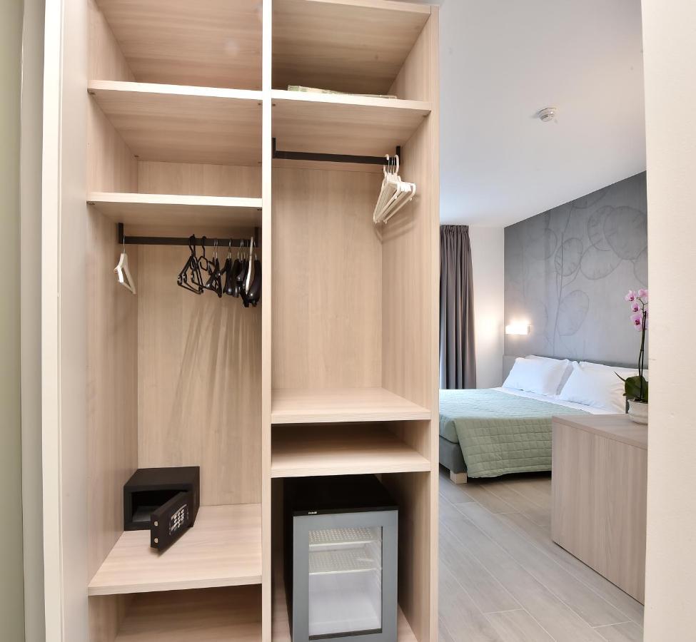 Hotel Meuble Nazionale Линьяно-Саббьядоро Экстерьер фото